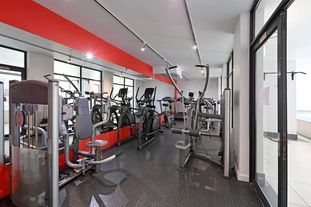 Bella - Stylish 1-Bed Apt In Trendy De Waterkant With Balcony Cape Town