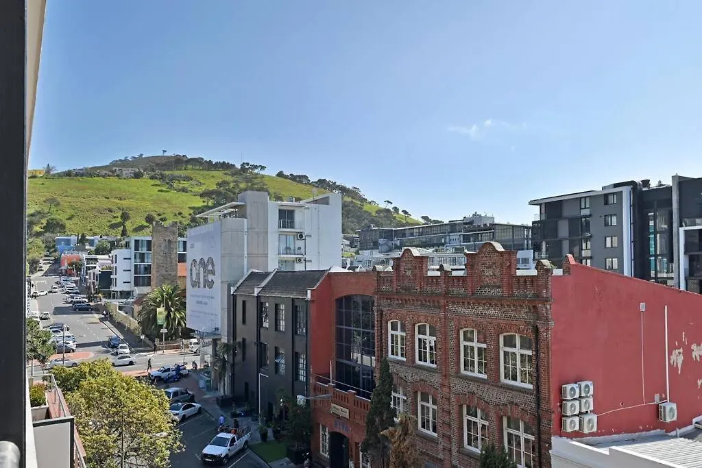 Apartment Bella - Stylish 1-Bed Apt In Trendy De Waterkant With Balcony Cape Town